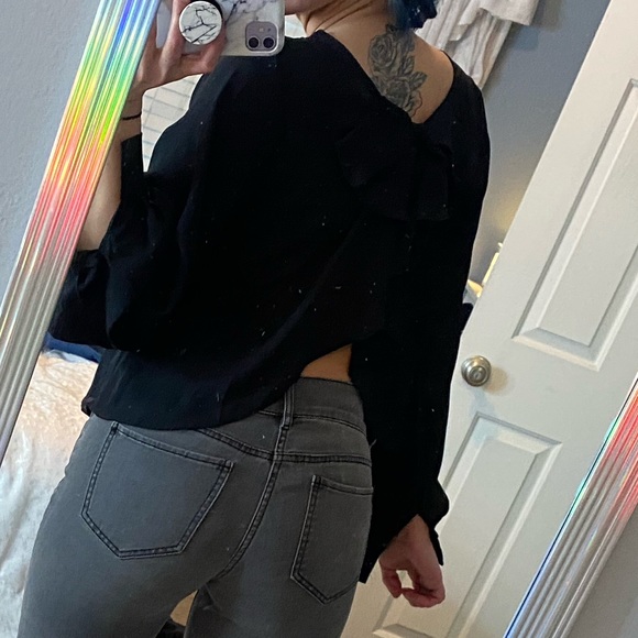SHEIN Tops - Opened back top